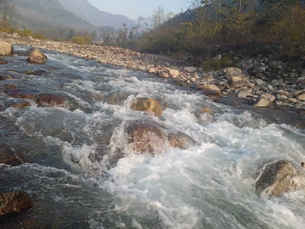 natural water flow in rishikesh camping 